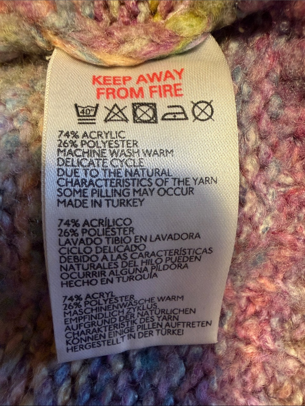 Urban Outfitters crewneck crop multicolor pastel sweater - size medium - Picture 5 of 5